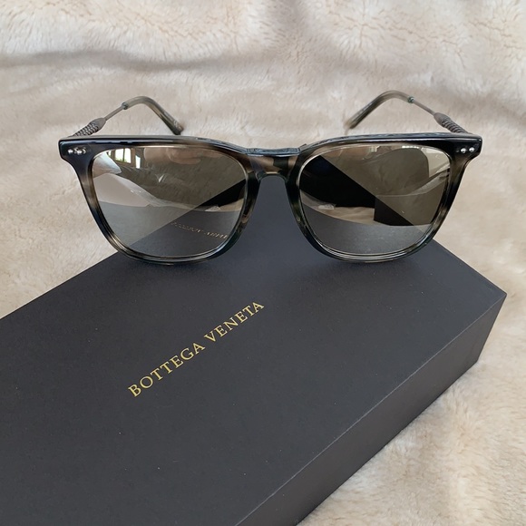 Bottega Veneta Smoke ?  Sunglasses ? main image 6